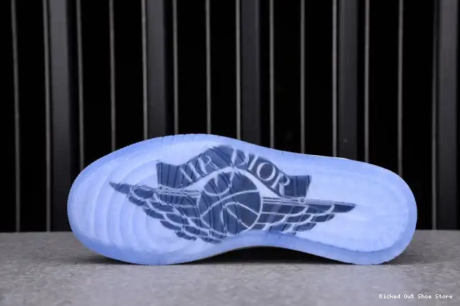 Kicked Out Shoe Store box) 1 DR JORDAN OG X CN8607-002 (DR shoe LOW 0613